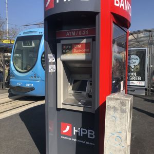 oslikavanje-izloga-07 obljepljivanje izloga