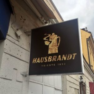 tisak-reklame-totemi-3d-03 reklama