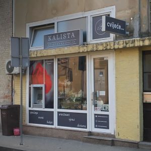 oslikavanje-izloga-24 obljepljivanje izloga folijom